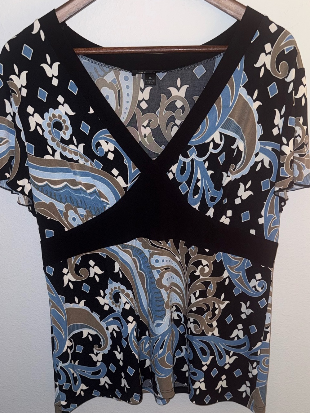 AB Studio Black V-Neck Short Sleeve Paisley Top with Blue and Tan Accents